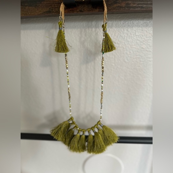 Multi-threaded Boho Tassel Pull Tie Adjustable Necklace. - Picture 2 of 11